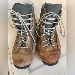 Danner Explorer Brown Leather Boots Size 8.5 Teen Work Boots